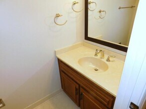 8893 Carroll Manor Dr in Atlanta, GA - Building Photo - Building Photo