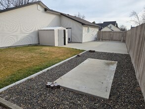2660 S Spring Bar Way in Meridian, ID - Building Photo - Building Photo