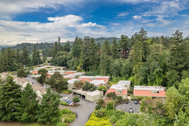 Banbury Apartments in Milwaukie, OR - Building Photo - Building Photo