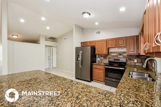 202 NE 9th Pl in Cape Coral, FL - Building Photo - Building Photo
