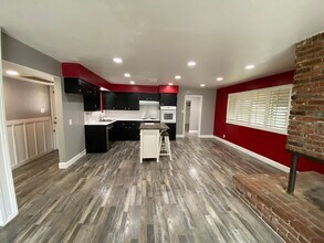 6600 Jetta Ave in Bakersfield, CA - Building Photo - Building Photo