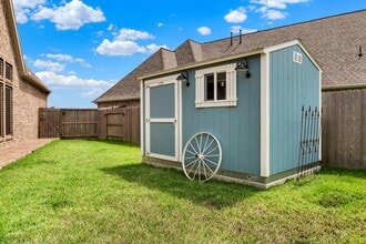 19334 Belmont Stakes Wy in Tomball, TX - Building Photo - Building Photo