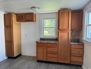 2110 E Yale Ave in Muncie, IN - Building Photo - Building Photo