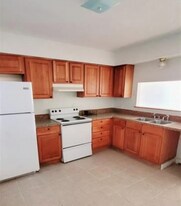 10821 Roger Dr in New Orleans, LA - Building Photo