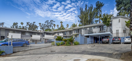 Highland Cove in Los Angeles, CA - Building Photo - Primary Photo