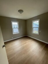 527 G St NE in Miami, OK - Building Photo - Building Photo