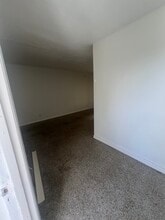 5831 NE 18th Ave in Fort Lauderdale, FL - Foto de edificio - Building Photo