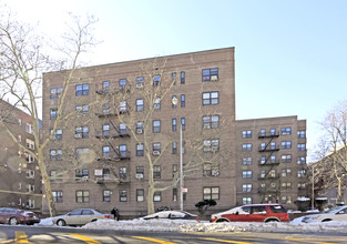 36-20 Bowne St in Flushing, NY - Building Photo - Building Photo