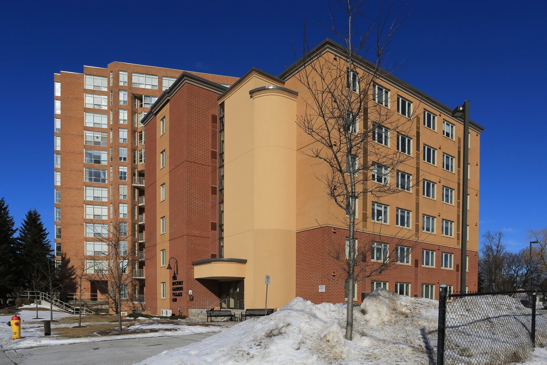 Rockway Gardens Village in Kitchener, ON - Building Photo