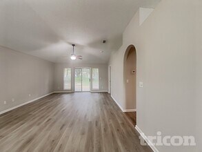 3287 Guernsey Ct in Jacksonville, FL - Foto de edificio - Building Photo