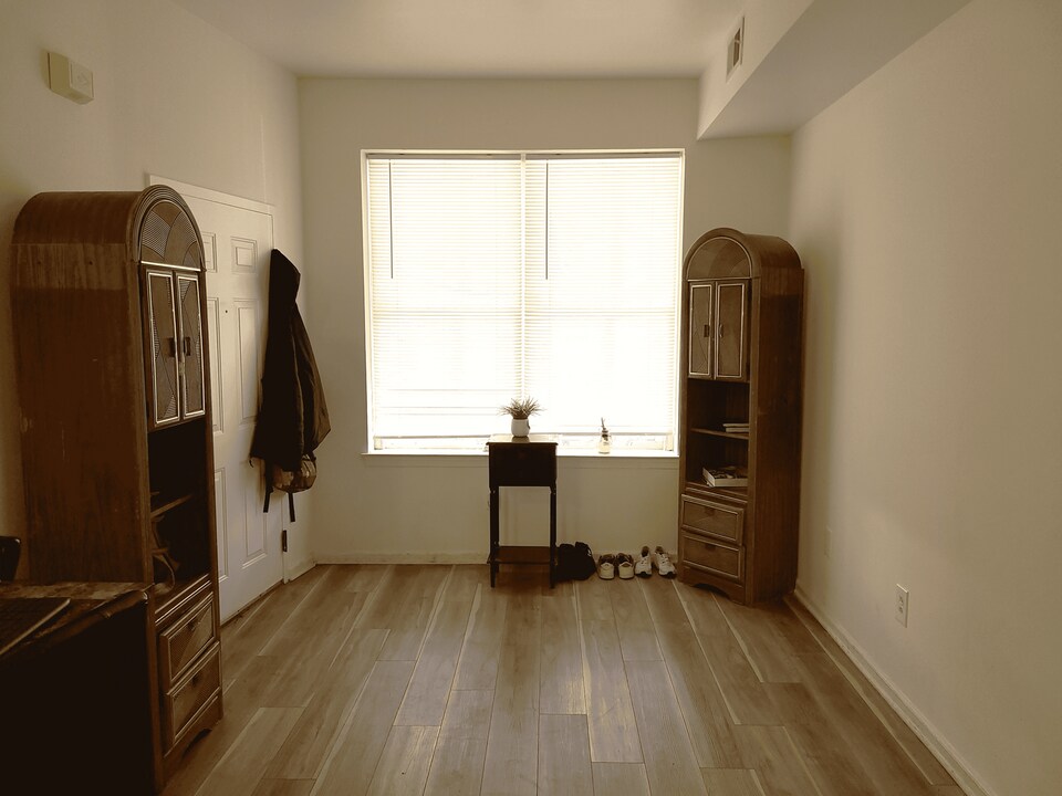 4103 Ogden St in Philadelphia, PA - Building Photo