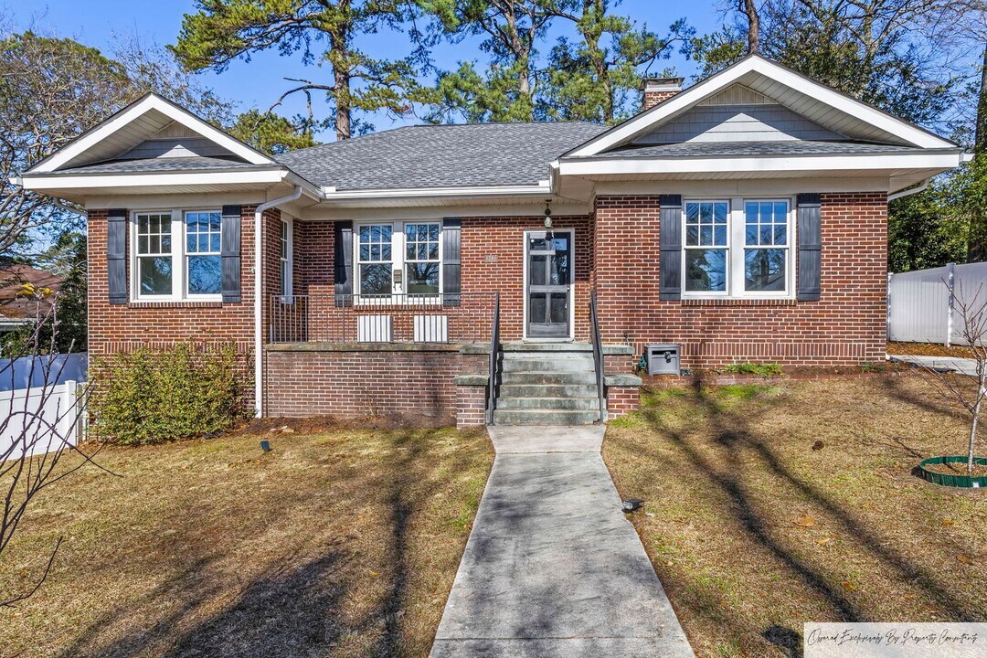 1701 Pinewood Dr in Columbia, SC - Building Photo