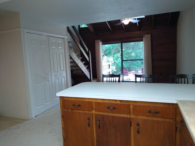 850 E College Ave, Unit #4 in Tallahassee, FL - Building Photo - Building Photo