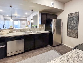 Portofino Apartments in Lubbock, TX - Foto de edificio - Building Photo