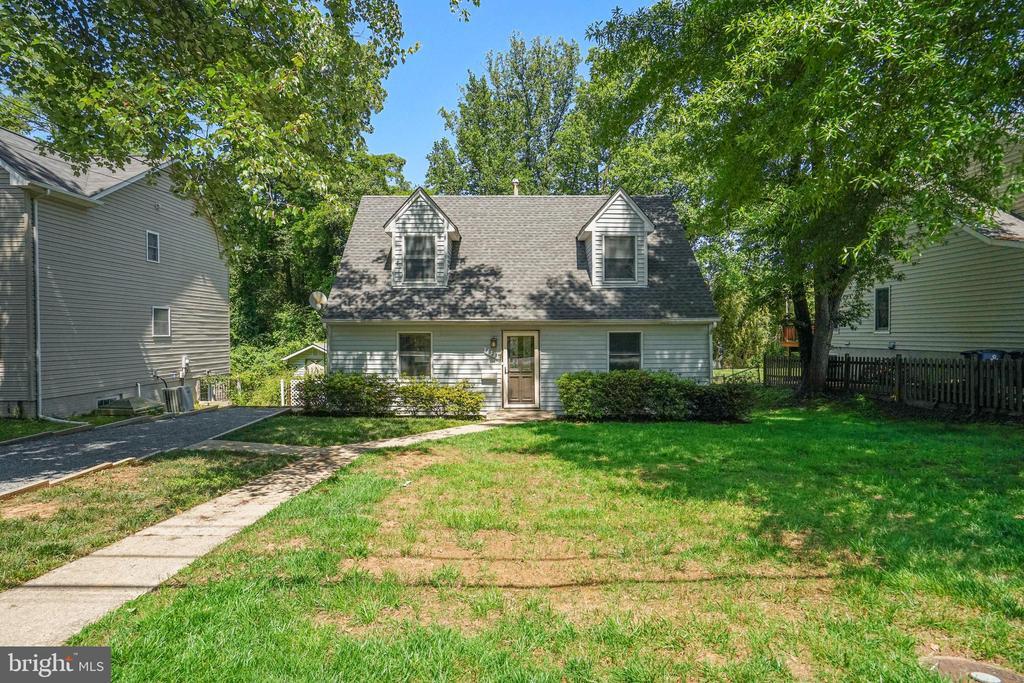 2023 Griffith Rd in Falls Church, VA - Building Photo