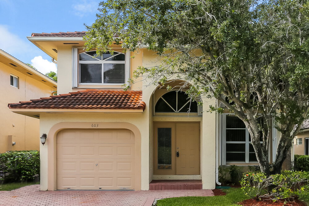 603 Turtle Run in Weston, FL - Building Photo