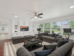 3817 Trail Lake Dr in Fort Worth, TX - Building Photo - Building Photo