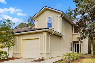 7911 Melvin Rd in Jacksonville, FL - Foto de edificio - Building Photo