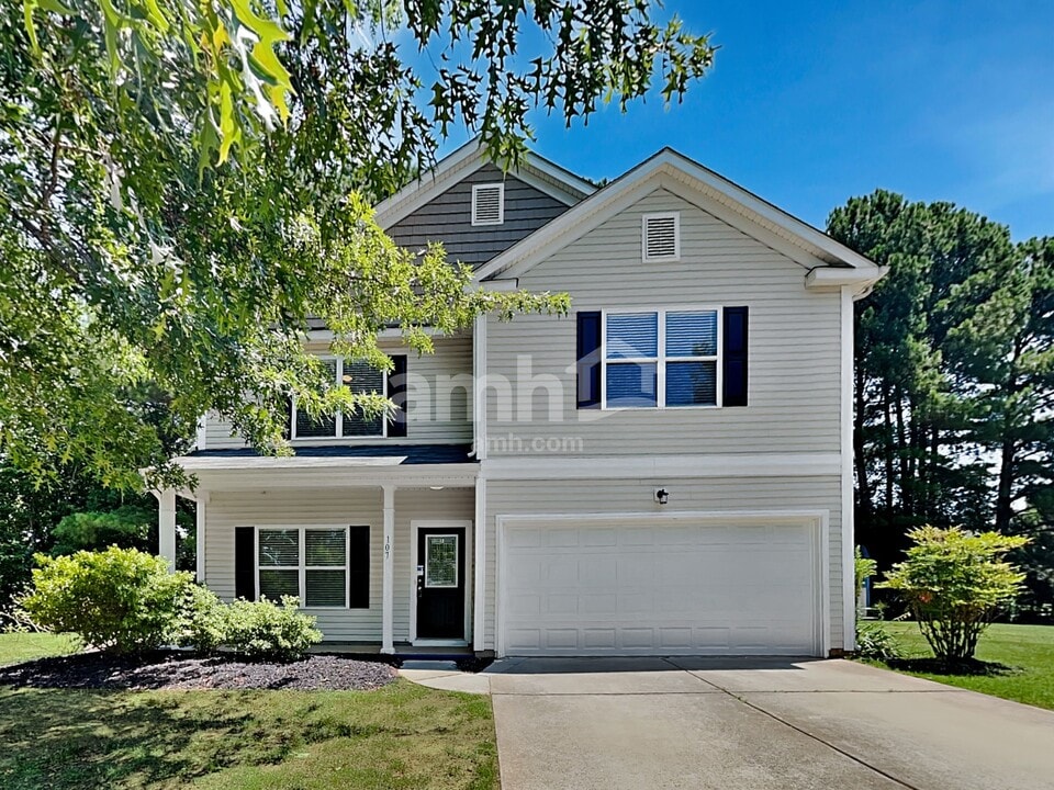 107 Fleishhacker Pl in Mooresville, NC - Building Photo