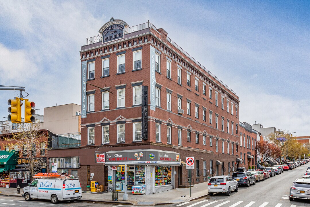 655 5th Ave in Brooklyn, NY - Building Photo