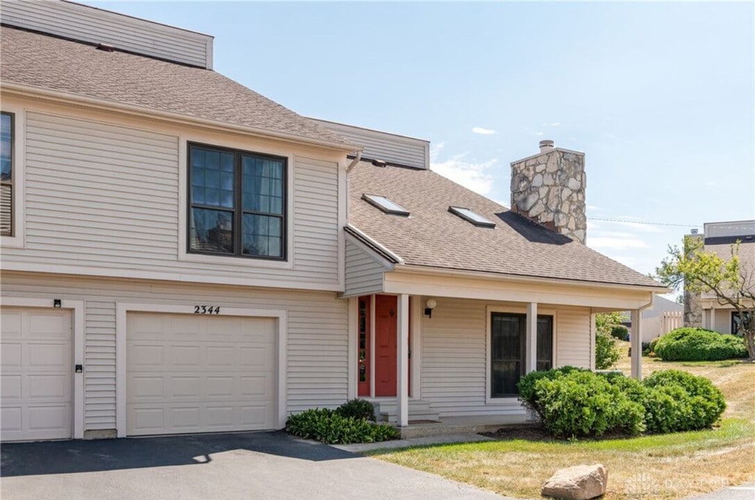 2344 Fieldstone Cir in Fairborn, OH - Building Photo