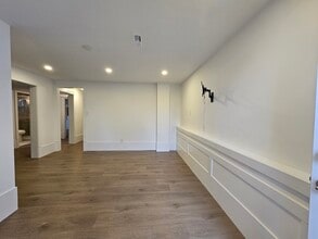 46330 Chilliwack Central Rd in Chilliwack, BC - Building Photo - Building Photo