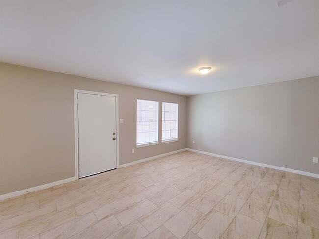 3206 Lobit Dr in Dickinson, TX - Building Photo - Building Photo