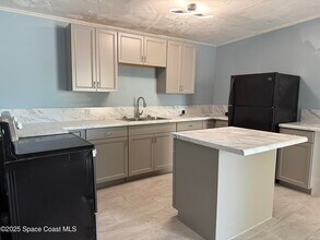 3245 Citrus Ct in Titusville, FL - Building Photo - Building Photo