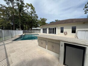 969 Meadow Ave in Wellington, FL - Building Photo - Building Photo