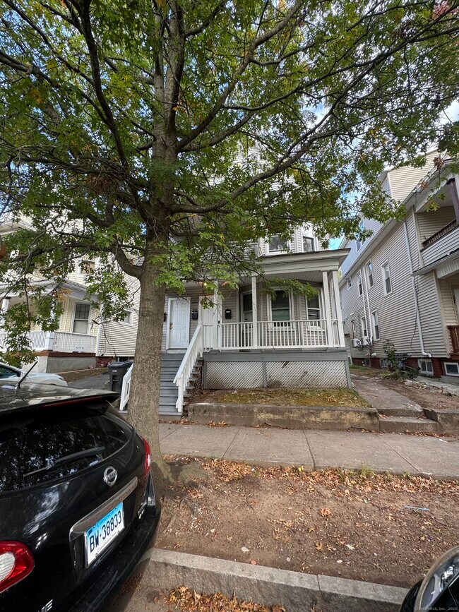 63 Sheffield Ave
