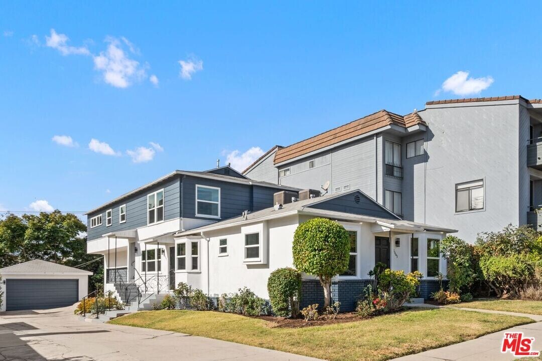 1645 Selby Ave in Los Angeles, CA - Foto de edificio