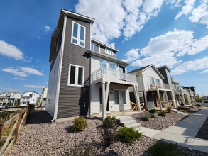 5692 Tramore Ct in Colorado Springs, CO - Foto de edificio - Building Photo