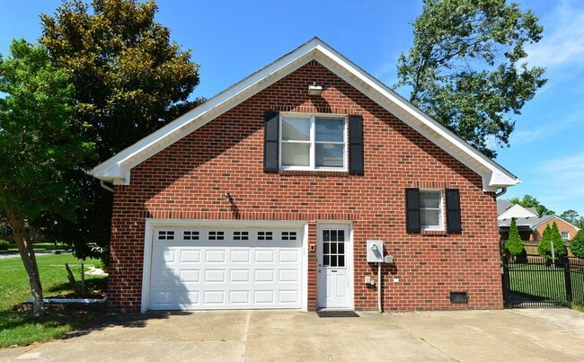 2526 Wingfield Rd in Norfolk, VA - Building Photo - Building Photo