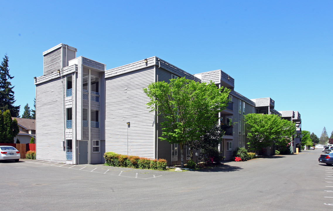 Olympic West Apartments in Edmonds, WA - Building Photo