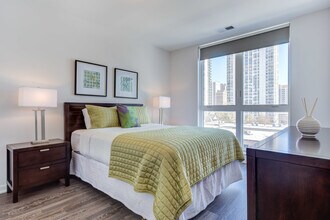1325 N Wells St in Chicago, IL - Building Photo - Building Photo