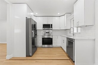 1946 Rodman St in Hollywood, FL - Foto de edificio - Building Photo