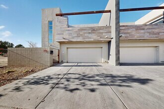 705 Alcalde Pl SW in Albuquerque, NM - Building Photo - Building Photo