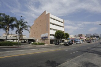 1725 W 6th St in Los Angeles, CA - Building Photo - Building Photo