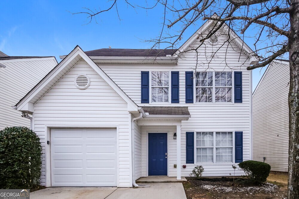 393 Clearsprings Dr in Lawrenceville, GA - Foto de edificio