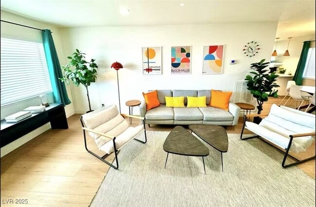4316 Powell Ave in Las Vegas, NV - Building Photo - Building Photo