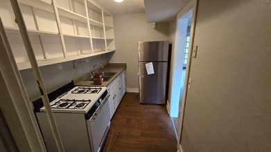 1600 W 37th St in Kansas City, MO - Building Photo - Building Photo
