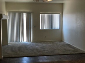 811 W Spruell Ave in Coolidge, AZ - Building Photo - Building Photo