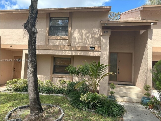 property at 40 Chestnut Cir