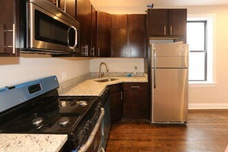 2019 N Hoyne Ave in Chicago, IL - Building Photo - Building Photo