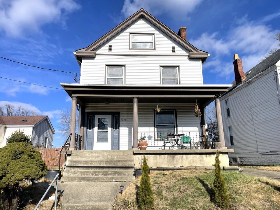 1944 Maple Ave in Norwood, OH - Building Photo