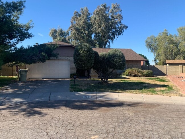 property at 6514 W North Ln