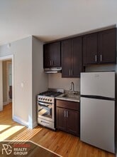618 W Patterson Ave, Unit 508 in Chicago, IL - Building Photo - Building Photo