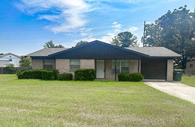property at 118 Royale Dr
