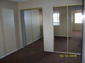 Summerwind Villas in Bakersfield, CA - Foto de edificio - Building Photo