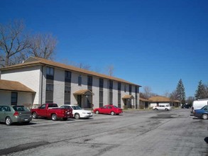 The Pines in Canandaigua, NY - Building Photo - Building Photo